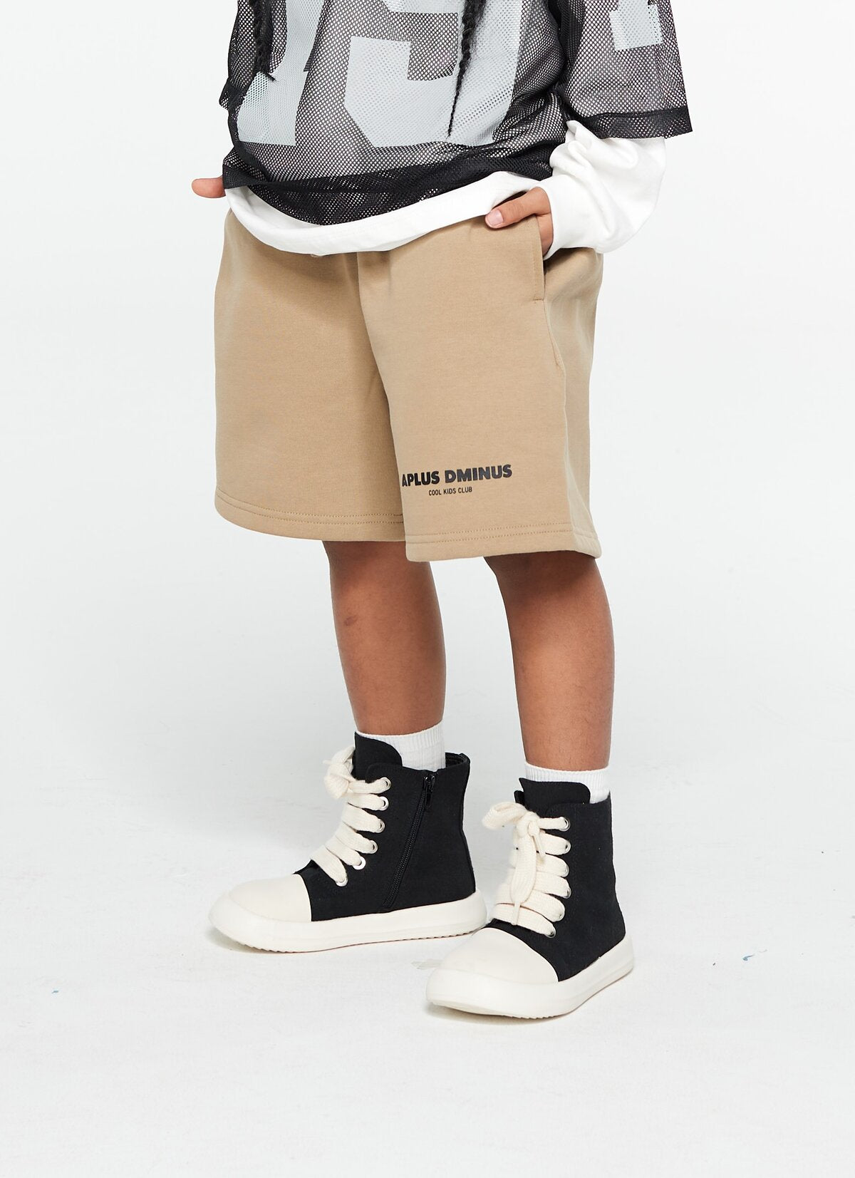 Kids APLUS DMINUS Stacked Logo Fleece Drawstring Shorts – Structured Sports Casual Sweat Shorts