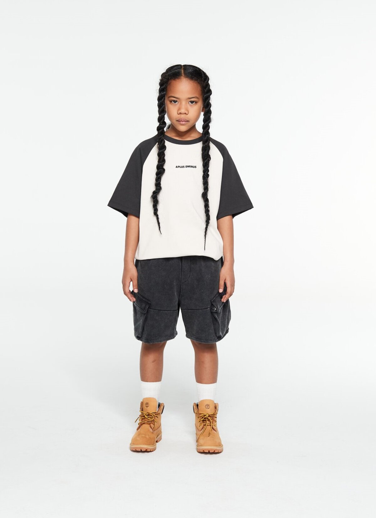Kids APLUS DMINUS Two-Tone Raglan T-Shirt – 100% Cotton Contrast Sleeve Tee