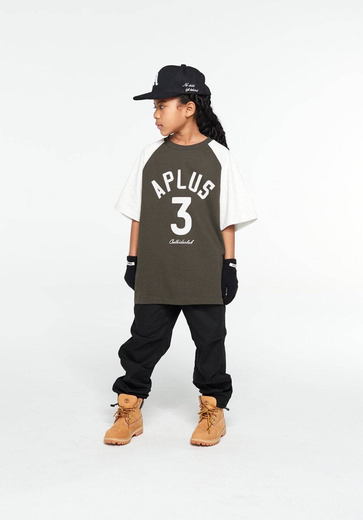 Kids APLUS DMINUS Vintage Campus Raglan T-Shirt – 100% Cotton Two-Tone Varsity Graphic Tee