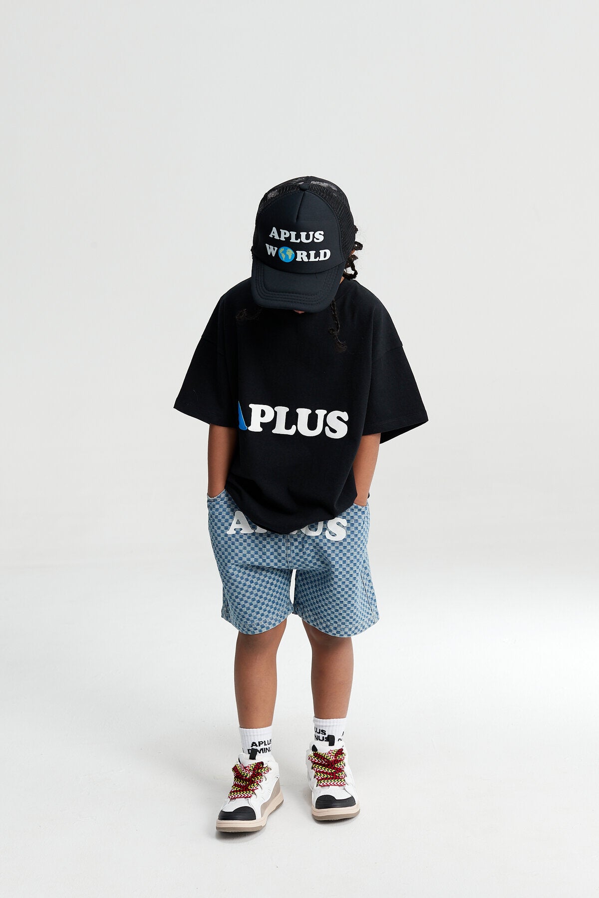 Kids APLUS Earth Globe Graphic T-Shirt – Screen-Printed Oversized Everyday Tee