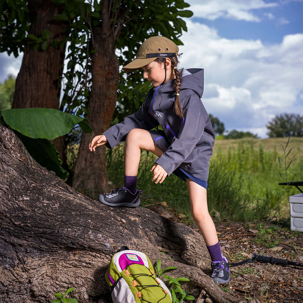 kids breathable non slip soft sole outdoor walking shoes all black 6