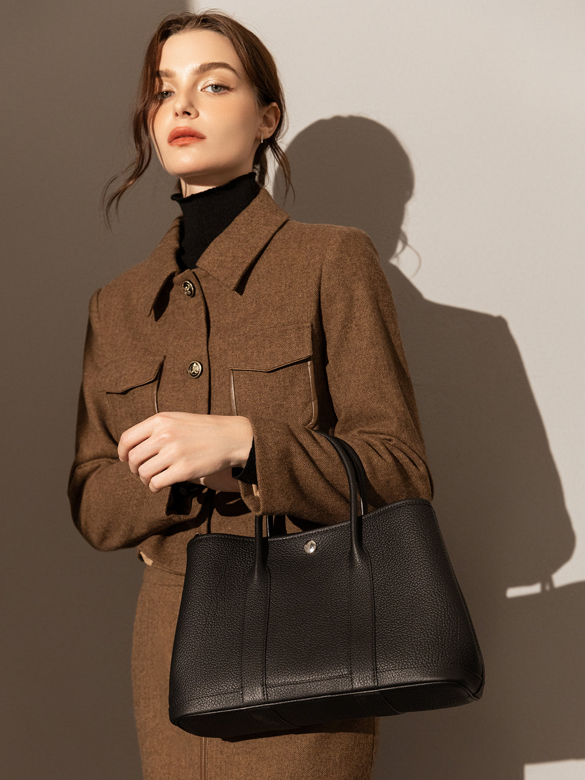 la rochelle top handle bag black 3