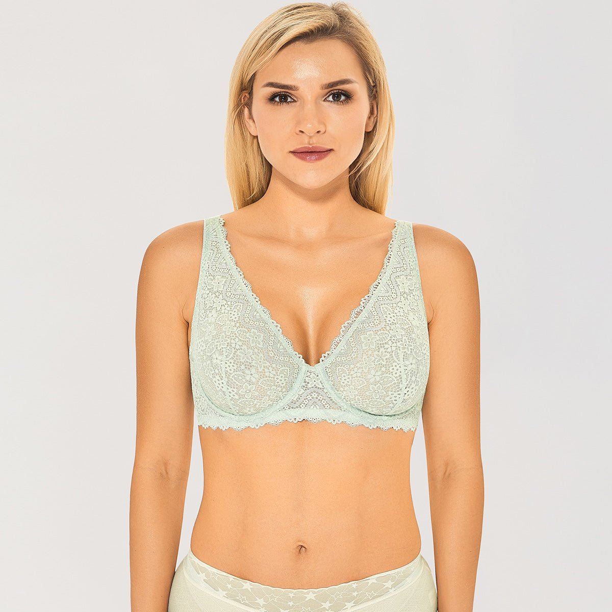 Lace Plunge Underwire Bra