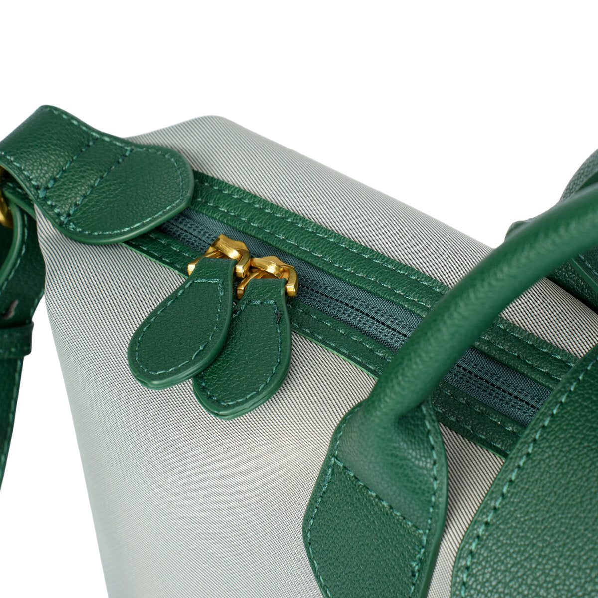 Large Capacity Water-Resistant Nylon Handbag with Genuine Leather Trim – Convertible Top Handle & Crossbody Bag