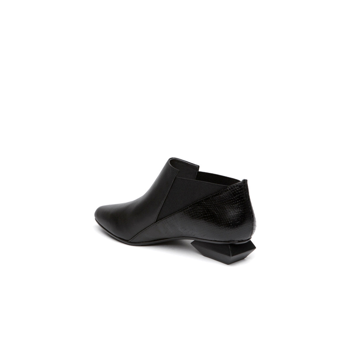 leather ankle boots with trapezoidal heels all black 3