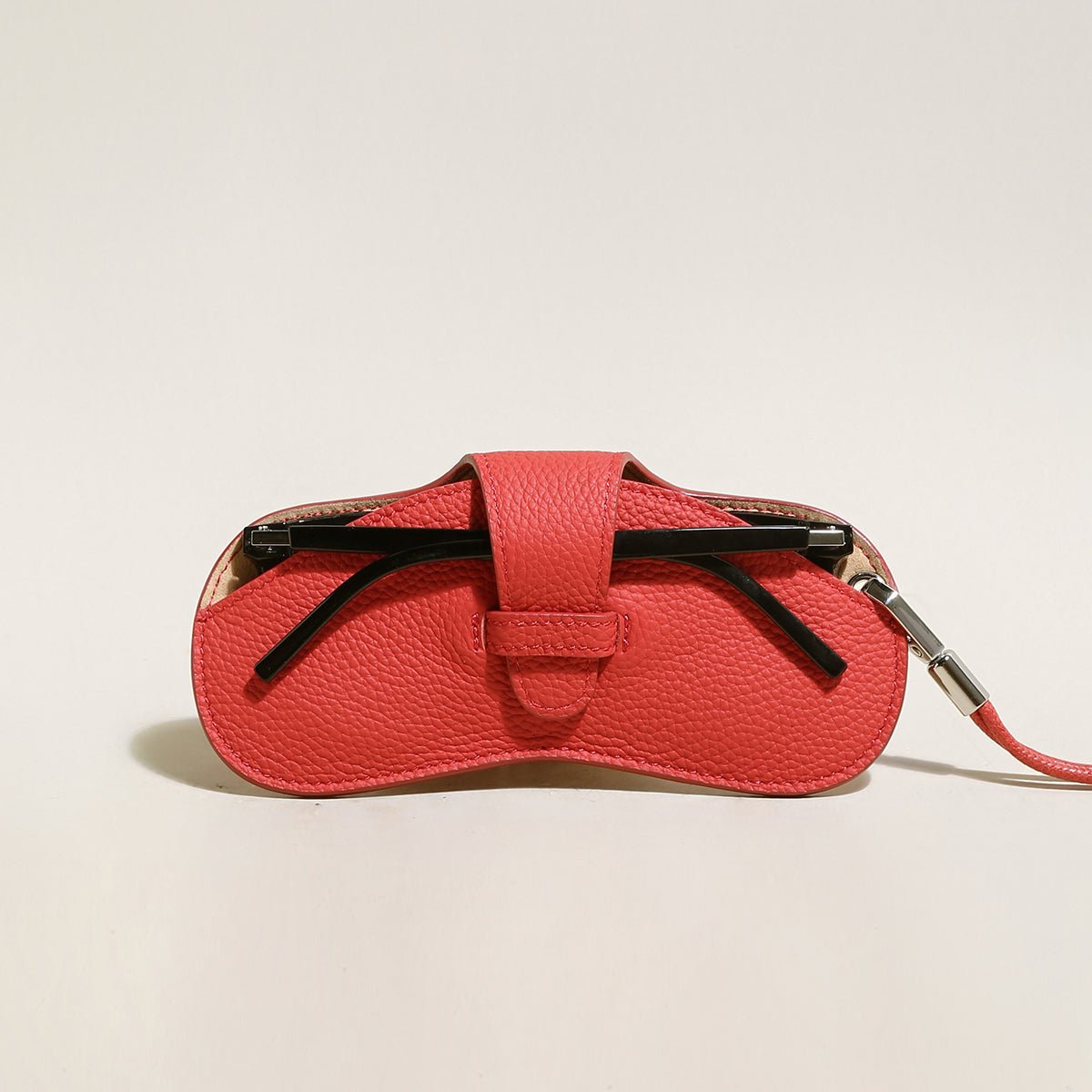 Leather Sunglasses Wrist Pouch – Top-Grain Cowhide Eyewear Case with Detachable Strap