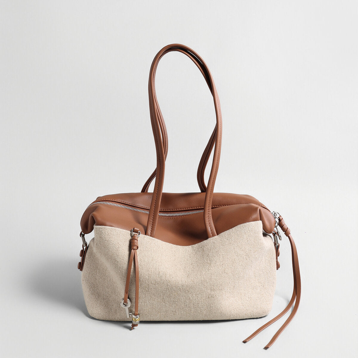 Linen & Leather Colour-Block Tote Bag – Leather Trim with Tassel Zip & Convertible Crossbody