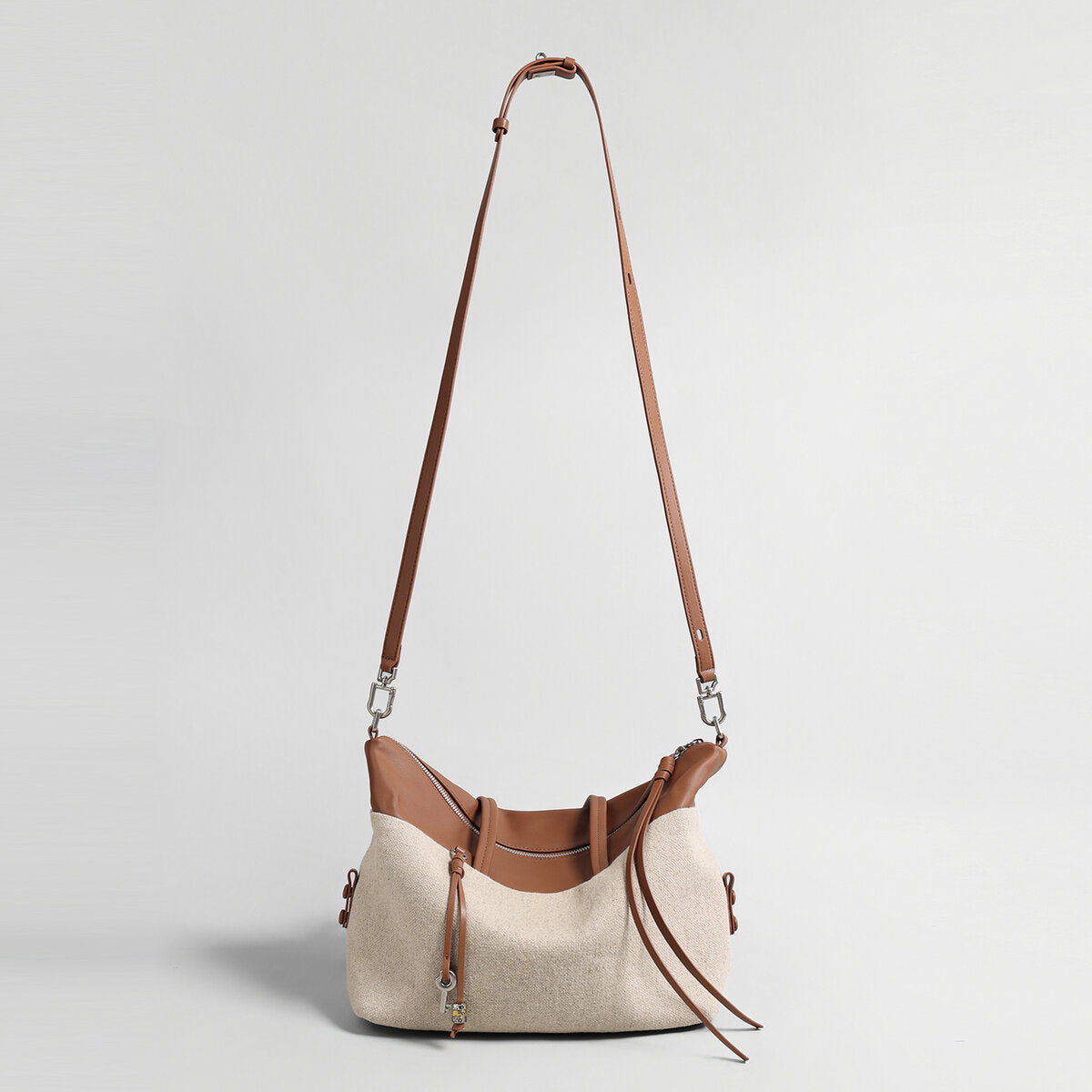 Linen & Leather Colour-Block Tote Bag – Leather Trim with Tassel Zip & Convertible Crossbody