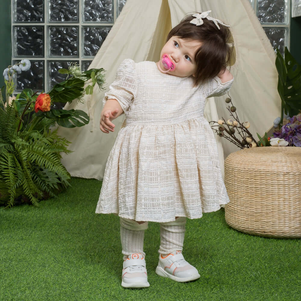 little-baby-girl-non-slip-pre-walker-sneakers_all_white_7.jpg