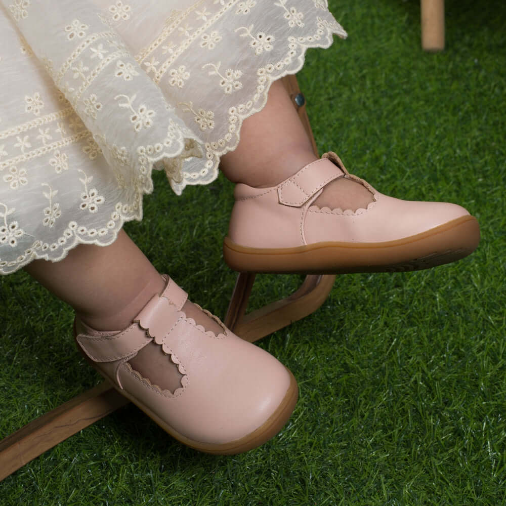 little-princess-pre-walker-t-bar-shoes_all_pink_6.jpg