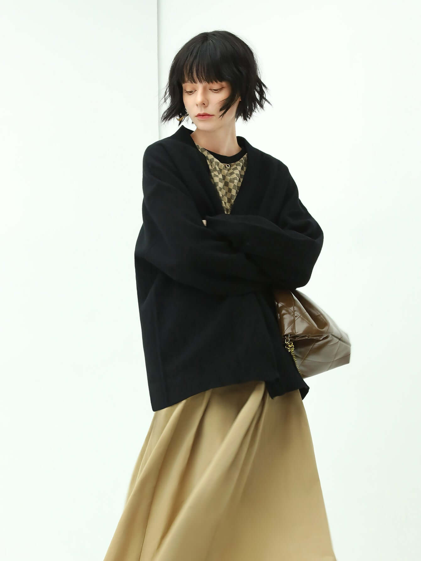 loose button knit black cardigan all black 3