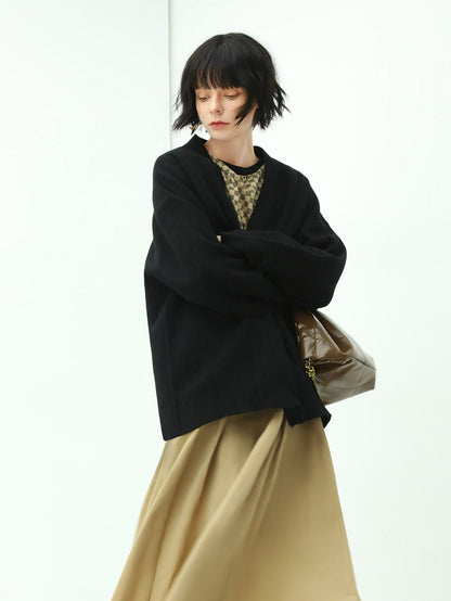 loose-button-knit-black-cardigan_all_black_3.jpg