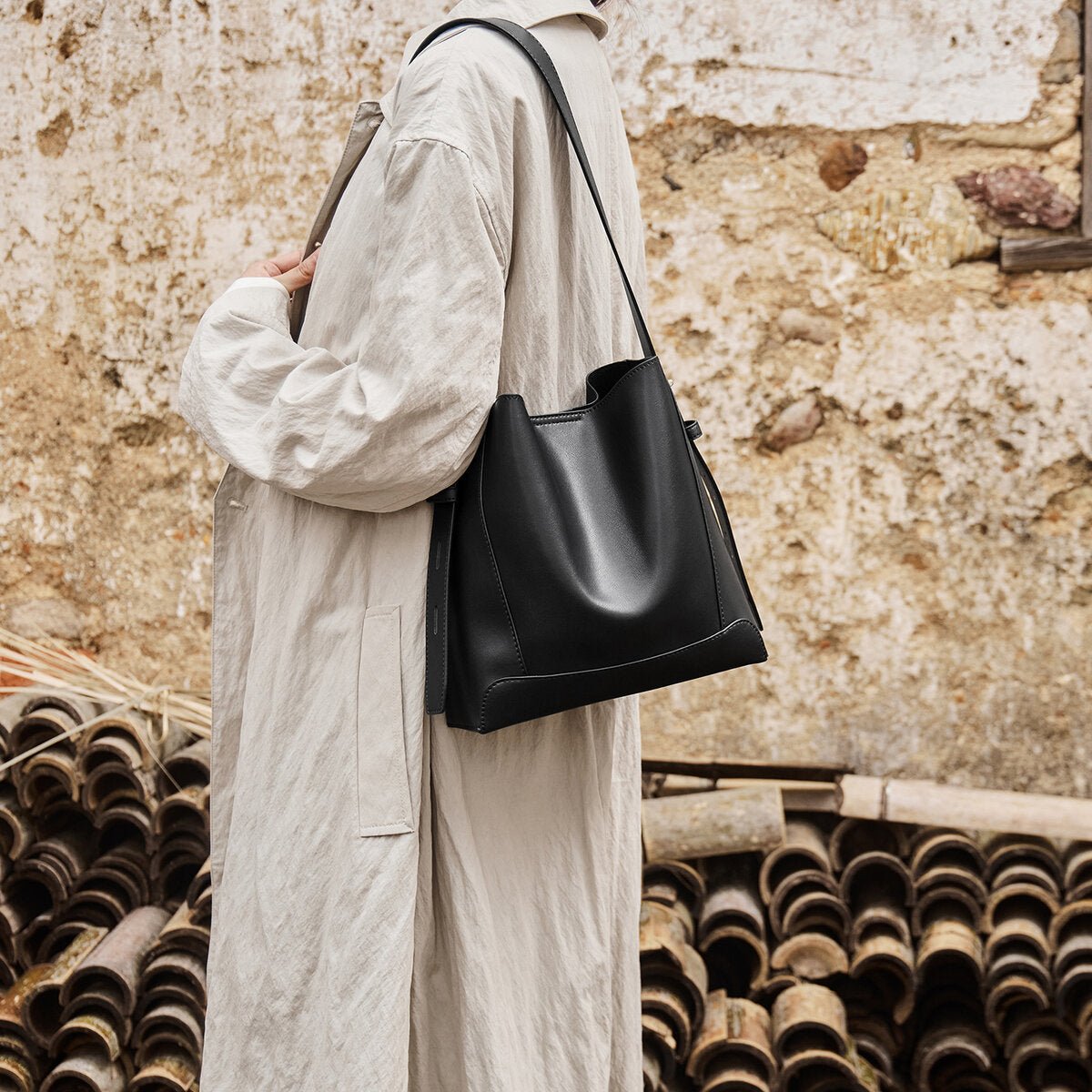 Luxe Genuine Leather Bucket Tote Shoulder Bag
