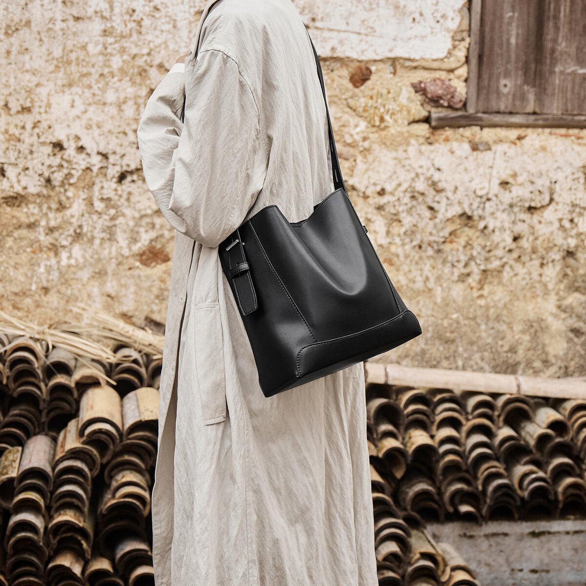 Luxe Genuine Leather Bucket Tote Shoulder Bag