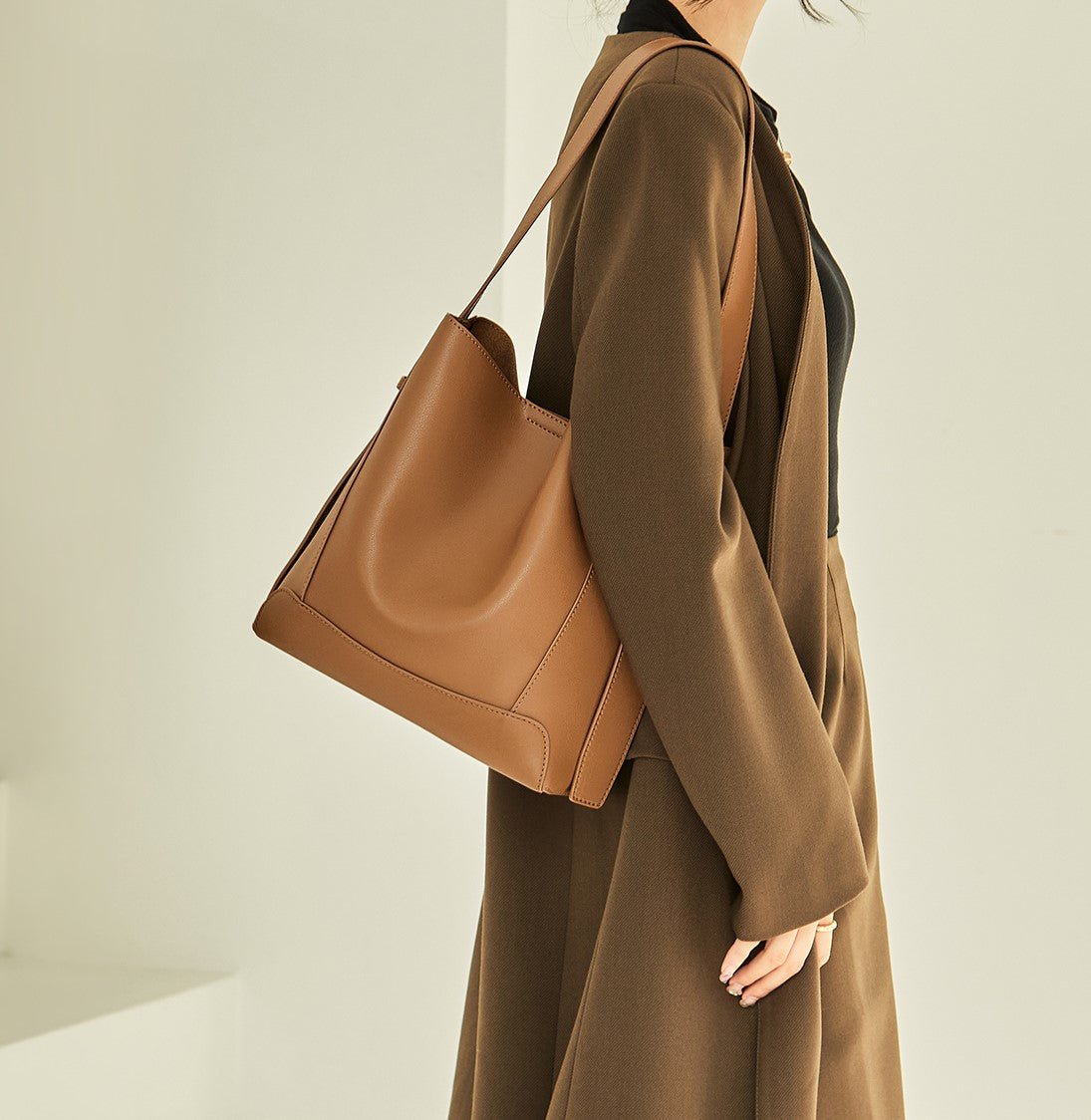 Luxe Genuine Leather Bucket Tote Shoulder Bag