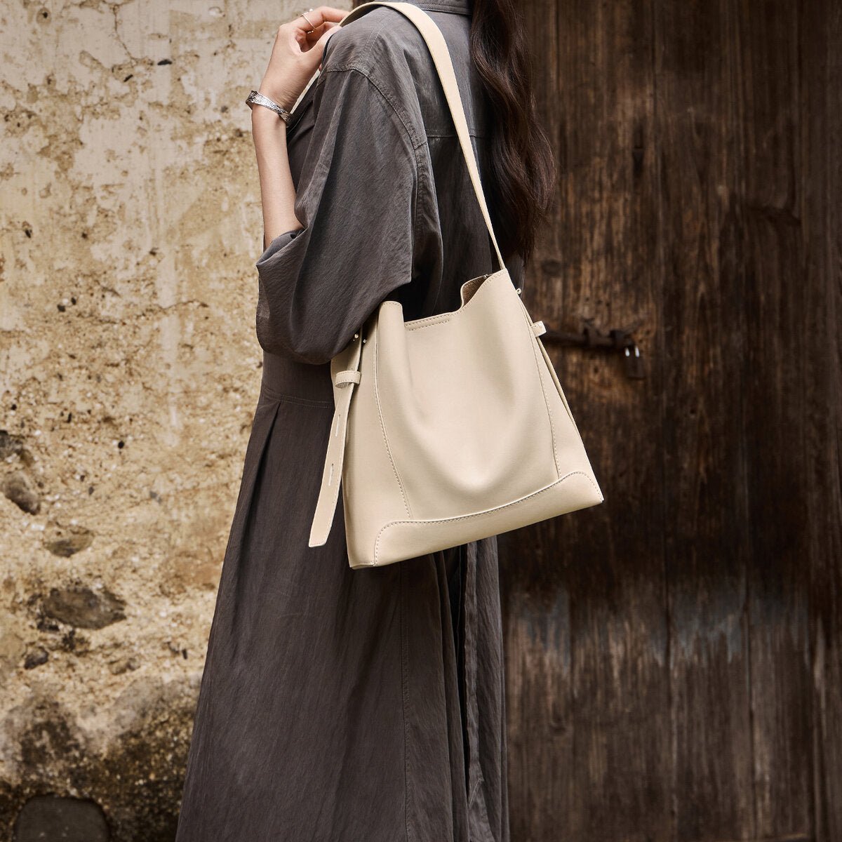 Luxe Genuine Leather Bucket Tote Shoulder Bag