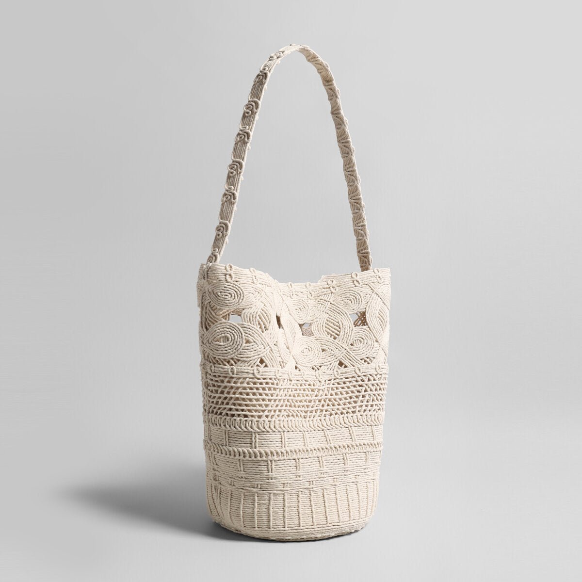 Handwoven Macrame Bucket Bag – Cotton Rope Shoulder Tote with Drawstring Inner Pouch