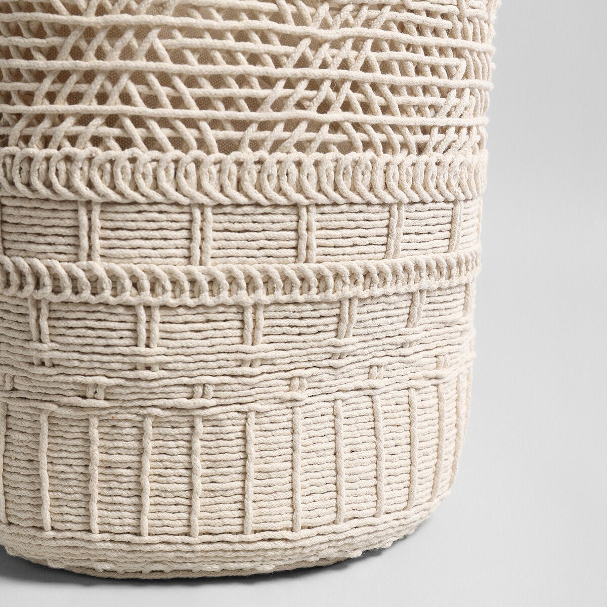 Handwoven Macrame Bucket Bag – Cotton Rope Shoulder Tote with Drawstring Inner Pouch