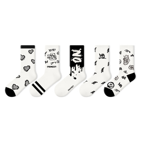 Black & White Graffiti Graphic Mid - Calf Socks – Men's 5 - Pair All - Season Streetwear Set
