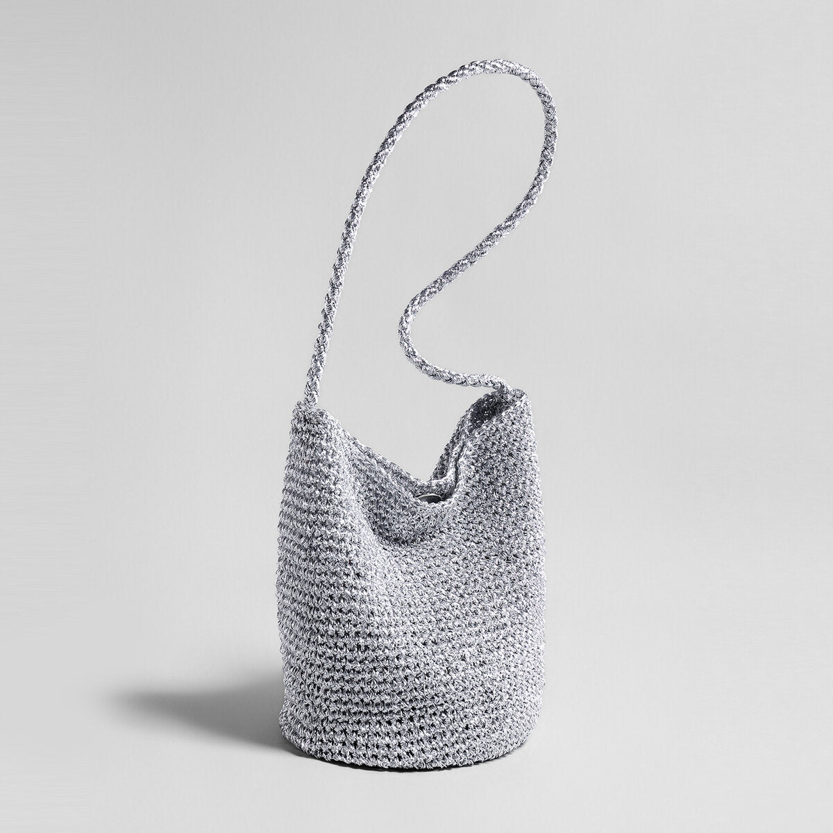 Metallic Crochet Bucket Crossbody – Handwoven Braided Strap Shoulder Bag