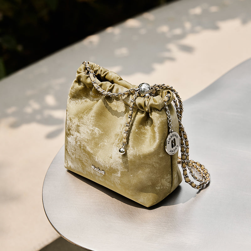 metallic leather pleated chain strap bag olive 2