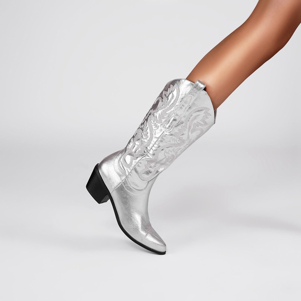 metallic - party - glam - cowgirl - boots_all_silver_6.jpg