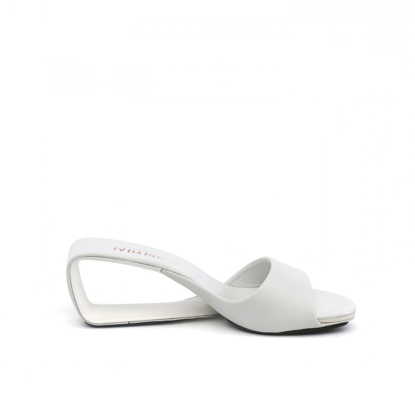 mid-heel-wedge-sandals_all_white_3.jpg