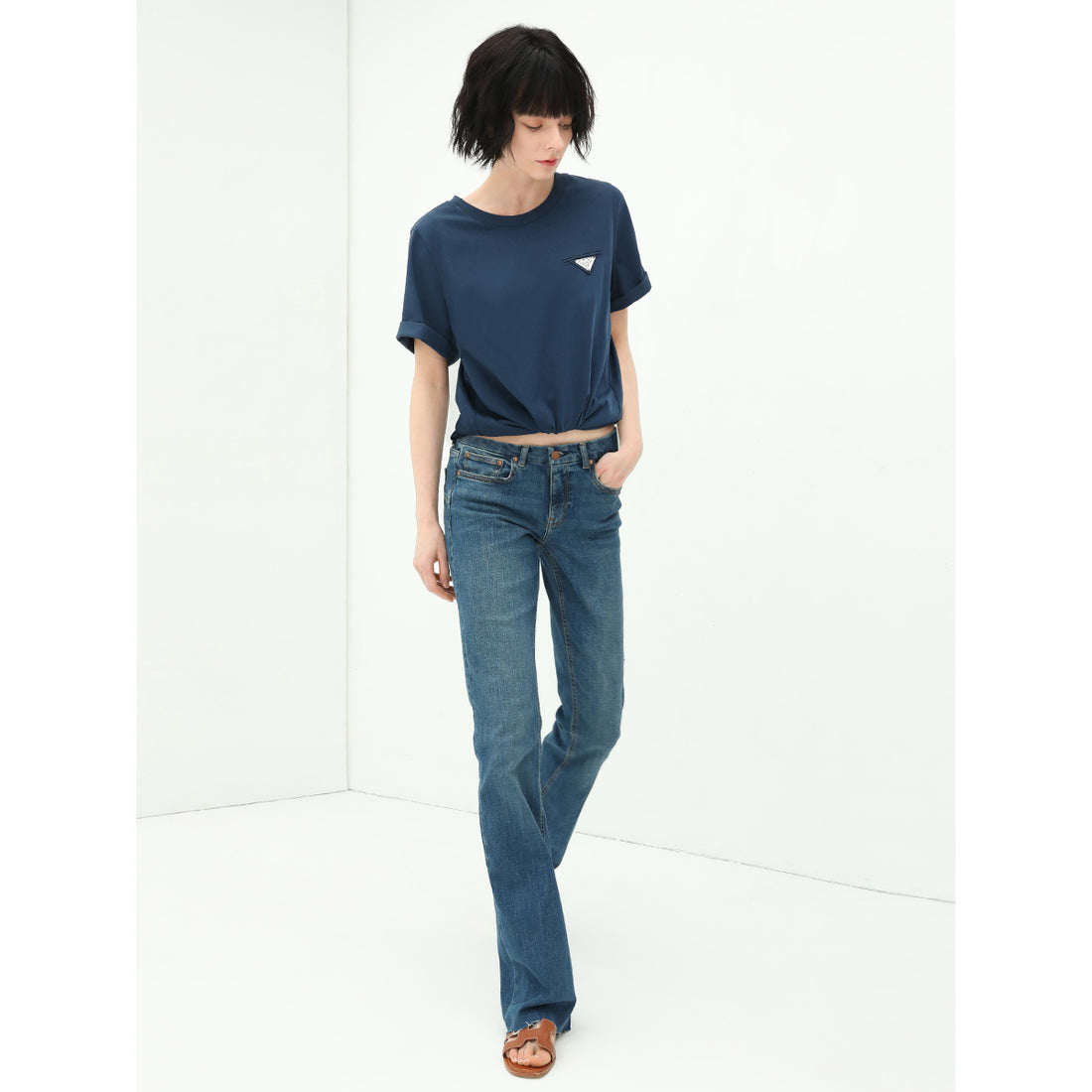 mid-rise-stretchable-blue-jeans-with-frayed-hems_all_blue_2.jpg