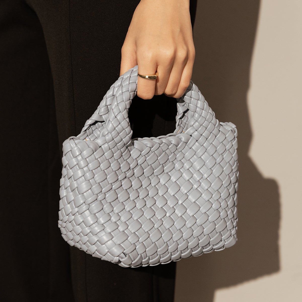 Mini Woven Top Handle Bag – Handcrafted Intrecciato Leather Cube Bag with Detachable Pouch