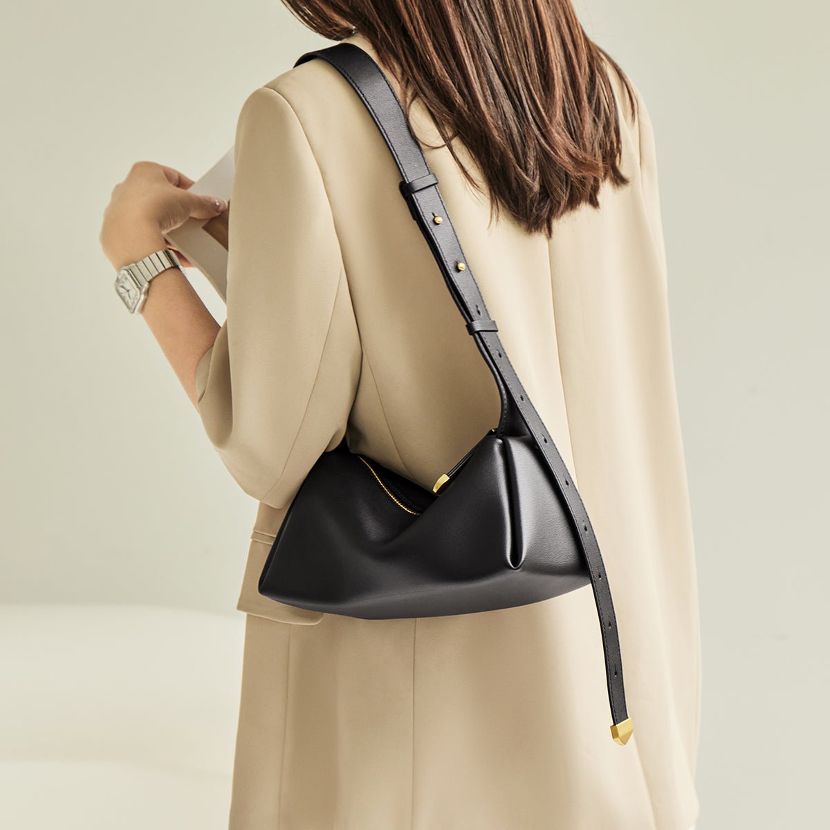Minimalist Leather Baguette Shoulder Bag
