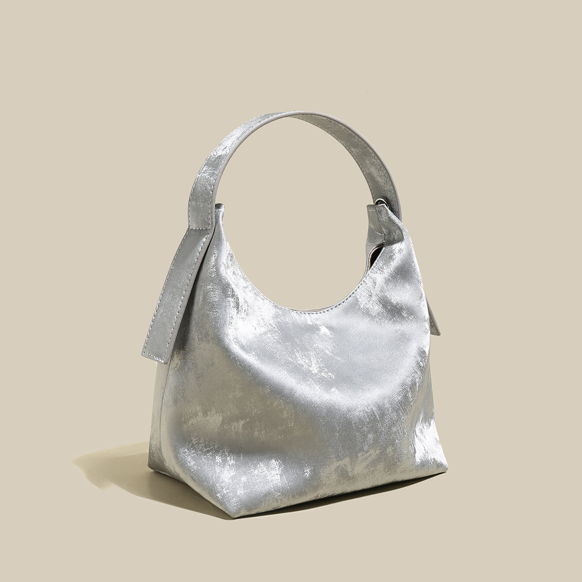minimalist-leather-hobo-bag_silver_2.jpg