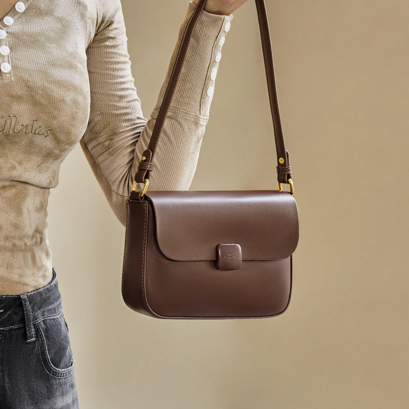 Minimalist Tofu Flap Leather Shoulder Bag with Square Clasp