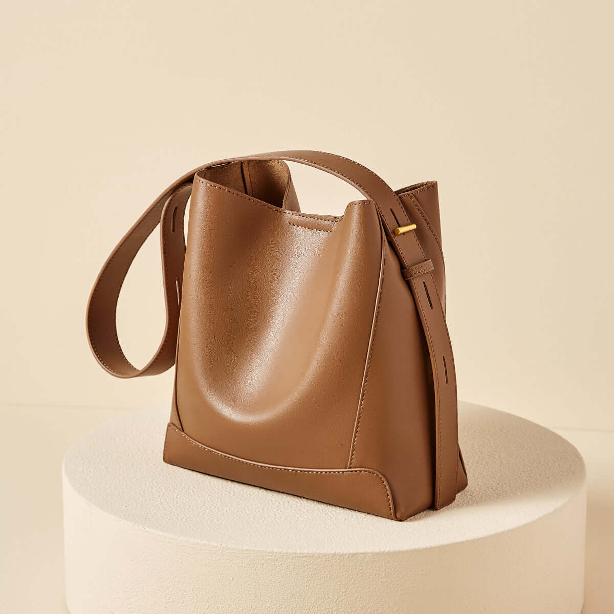 minimalistic all purpose leather tote bag brown 4