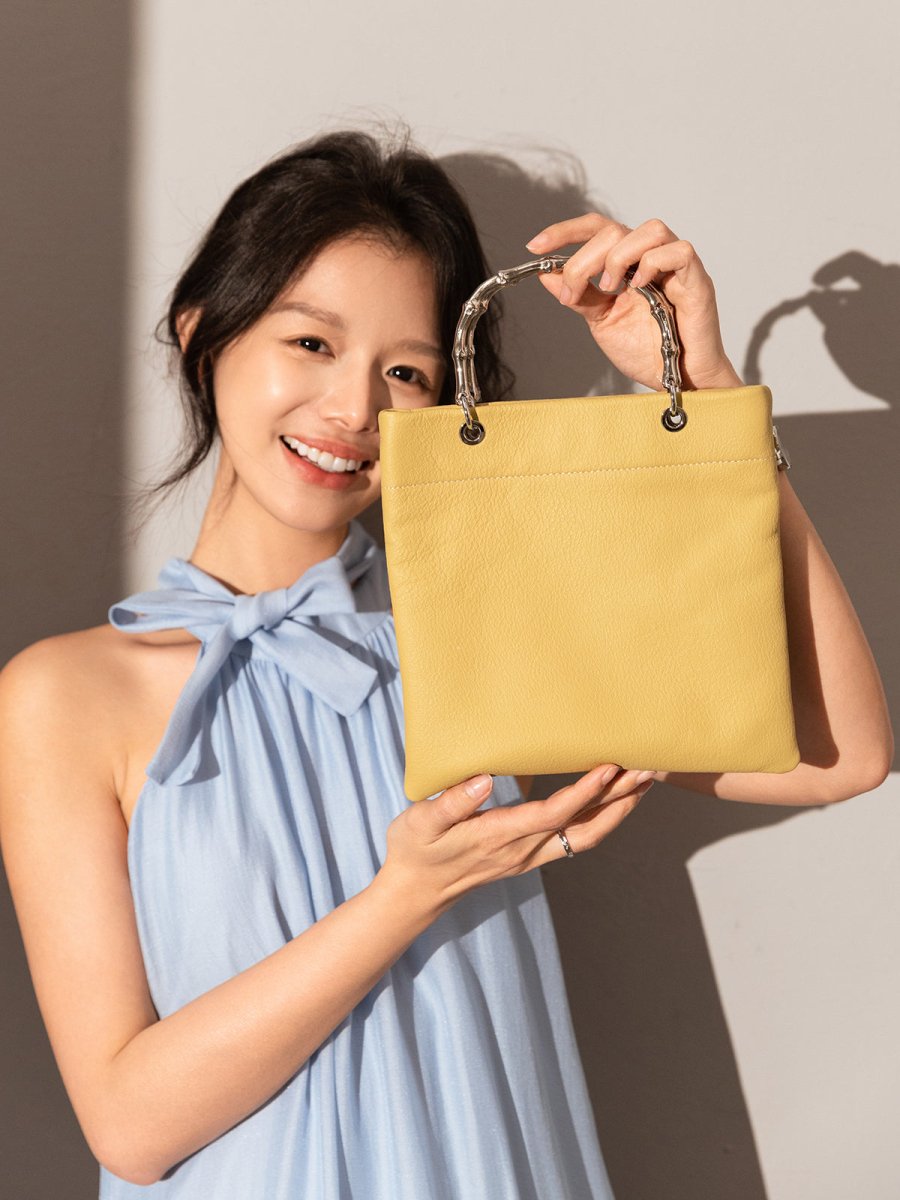 Minimalistic Square Structured Top Handle Bag - 0cm