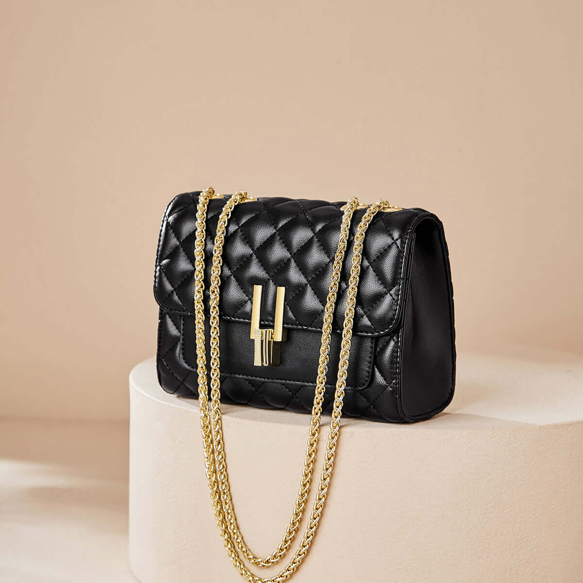 miranda timeless quilted shoulder bag black 2