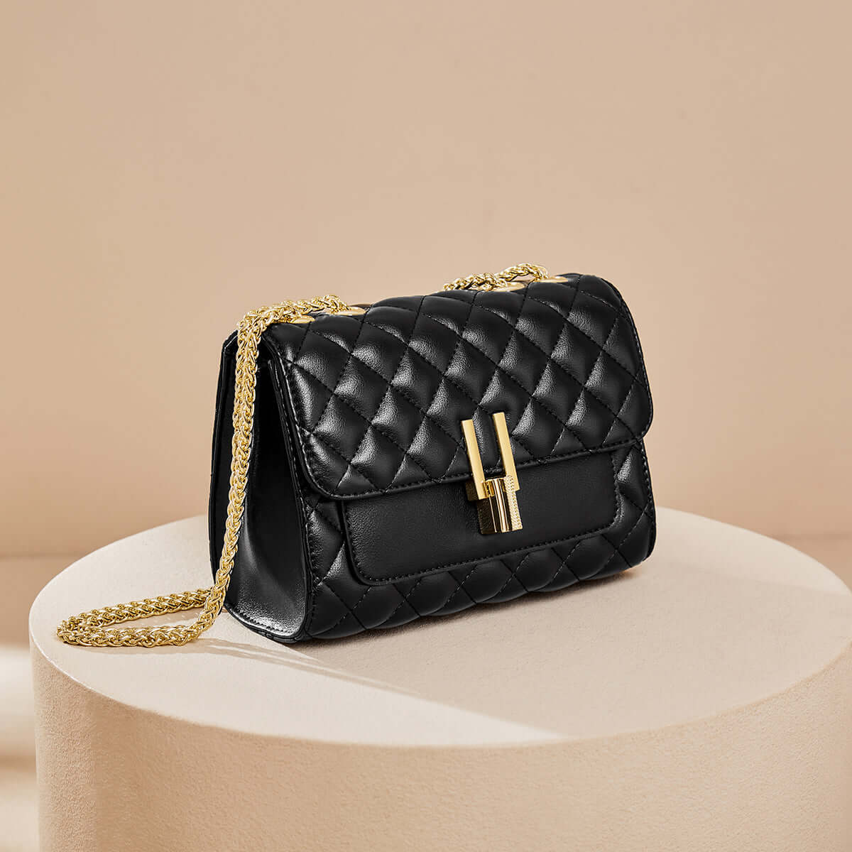 miranda timeless quilted shoulder bag black 7