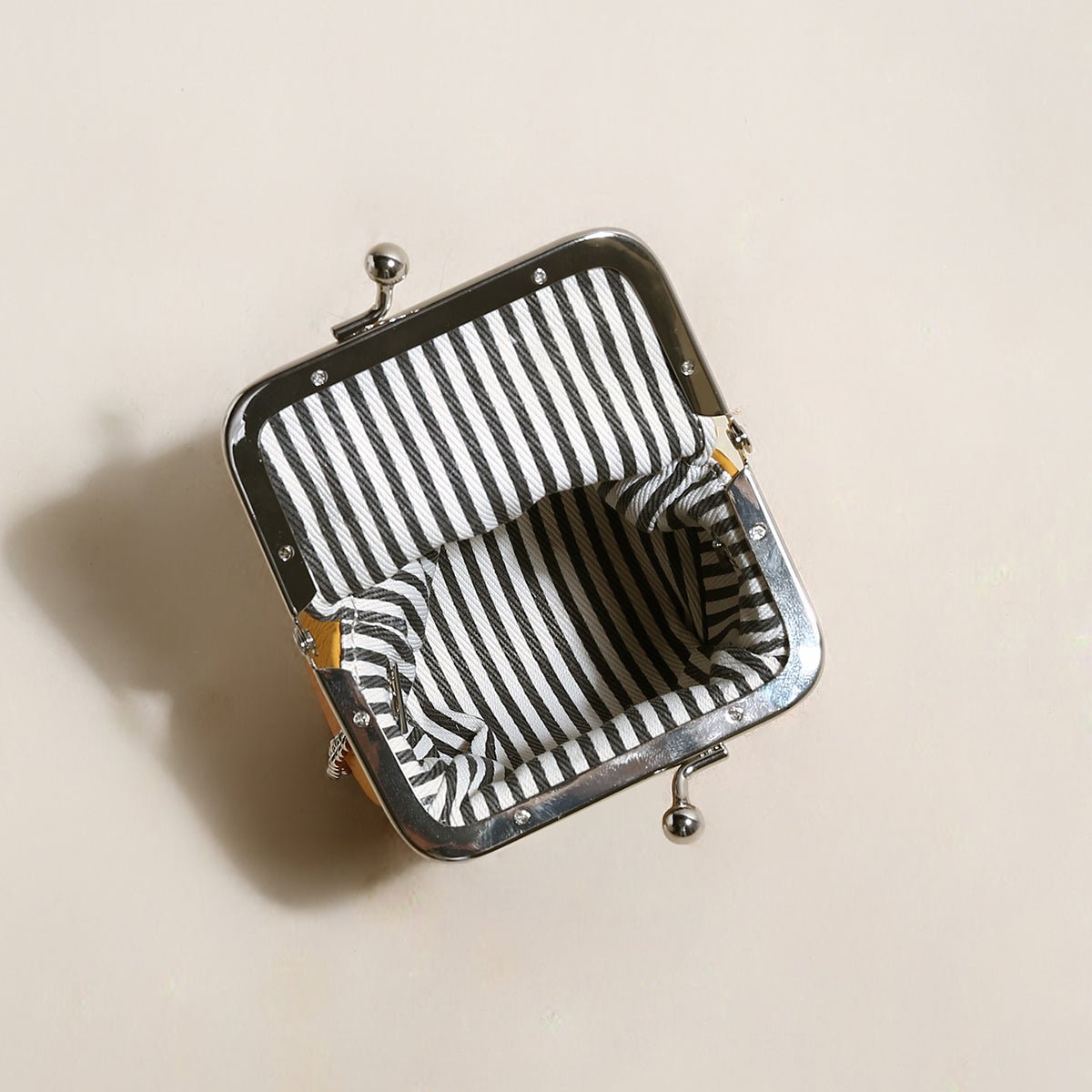 Modern Ball Clasp Wallet with Adjustable Chain Straps - 0cm