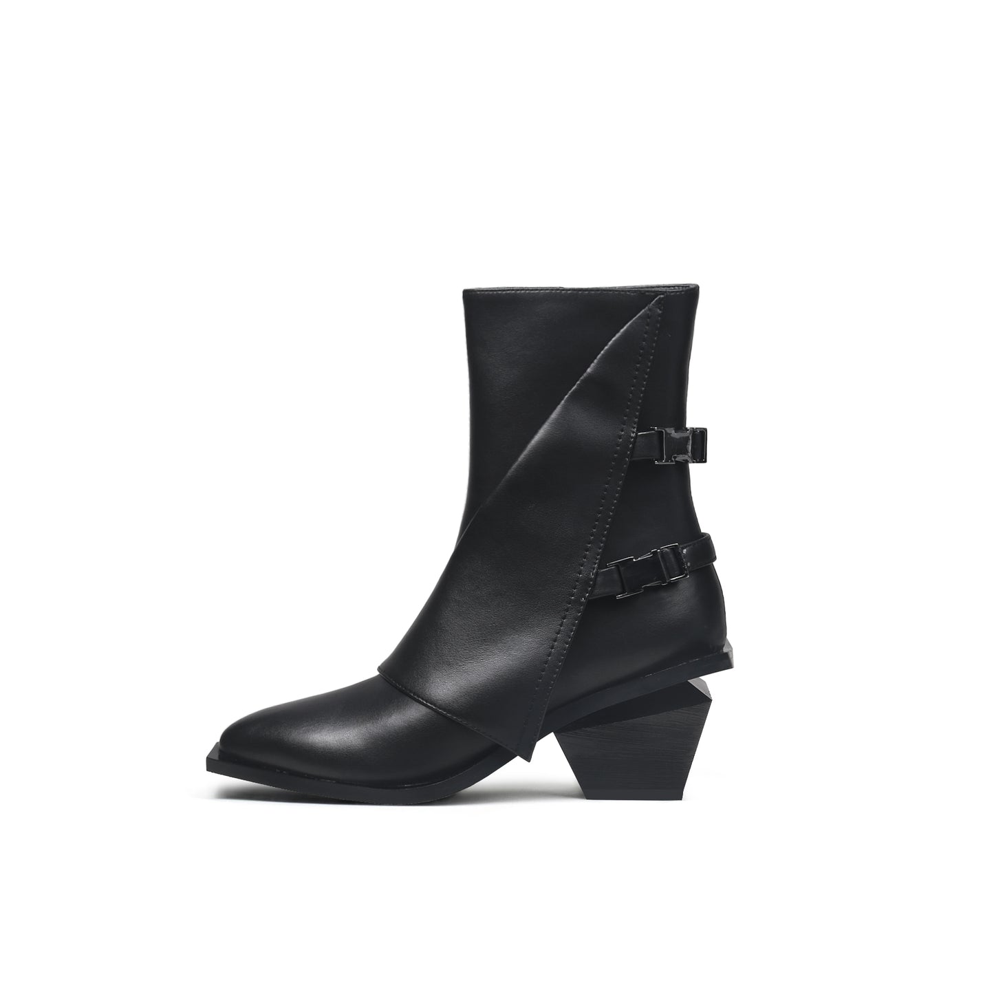 modern buckled boots all black 1