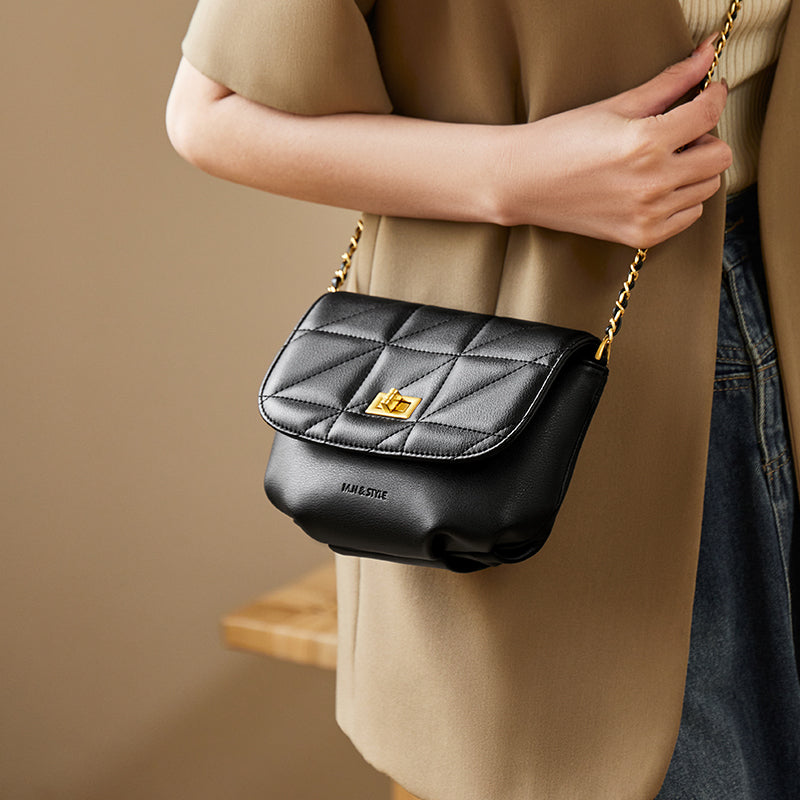 monaco trendy triangle quilted leather chain bag black 8