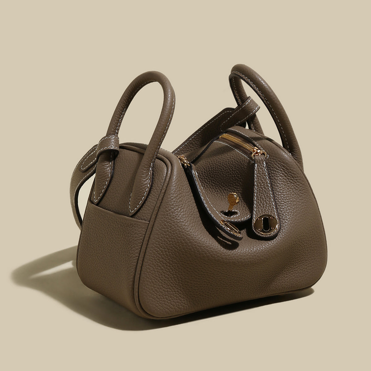 monte-convertible-shoulder-bag_all_taupe_4.jpg