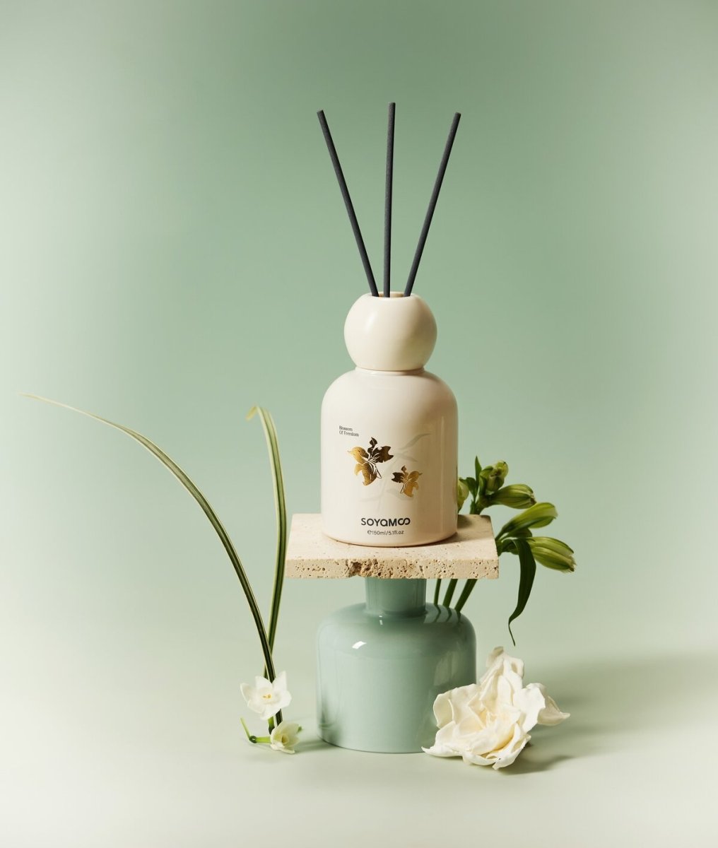 Moonlit Gardenia Sculpted Round Shoulder Reed Diffuser – 150ml