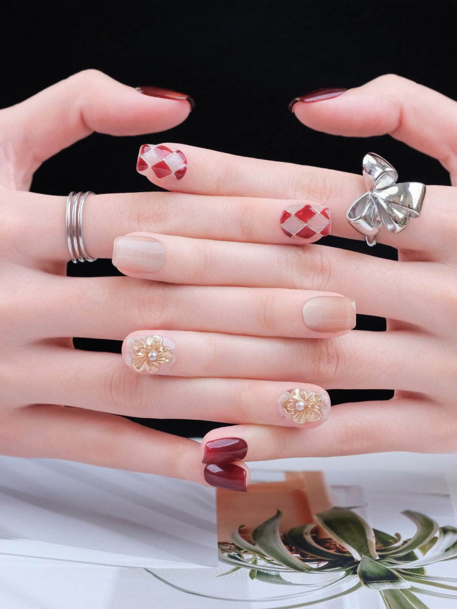 Moonlit Rose Wine Red Cat-Eye Press-On Nails