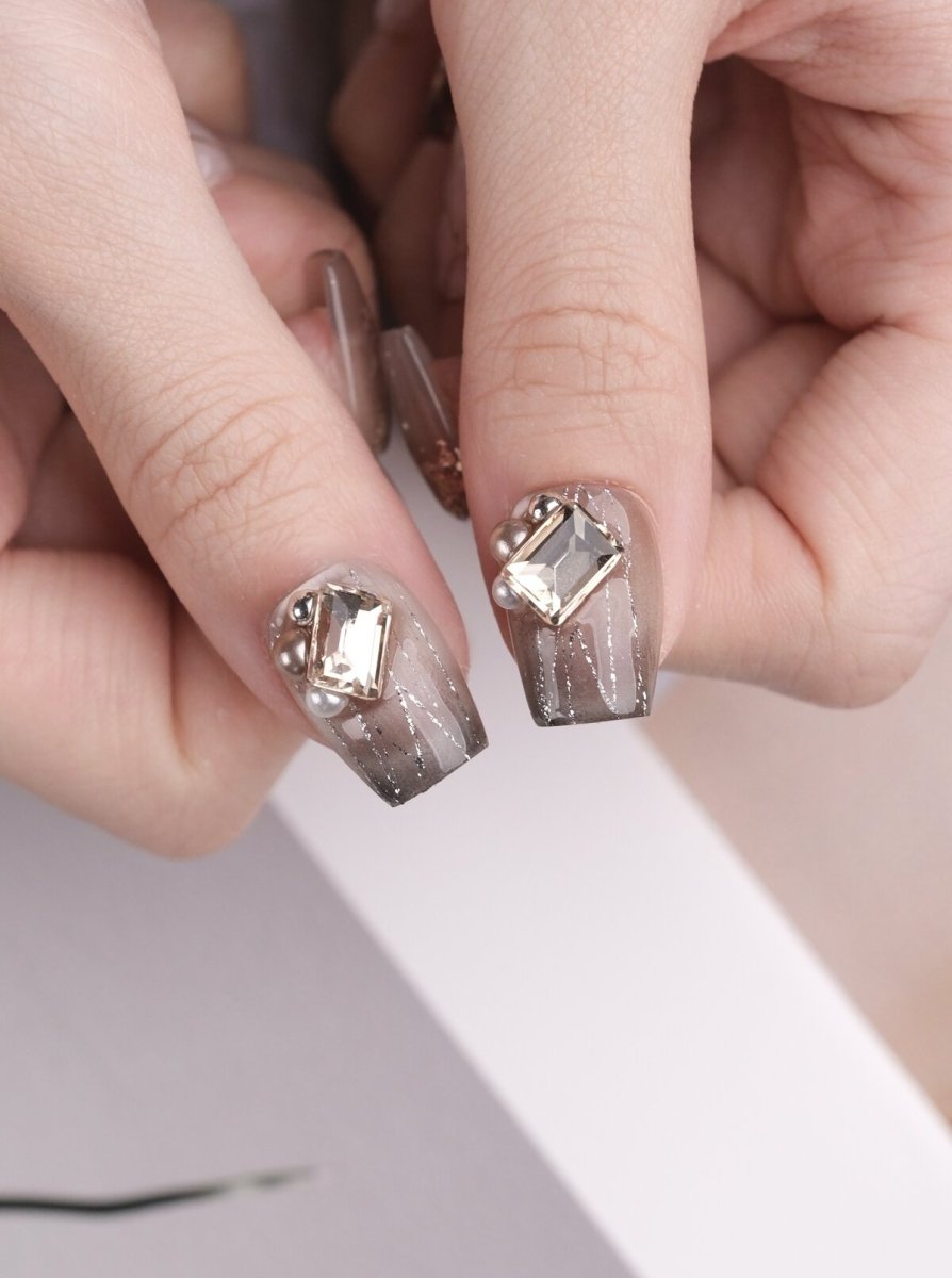 Mountain Isle Press-On Nails