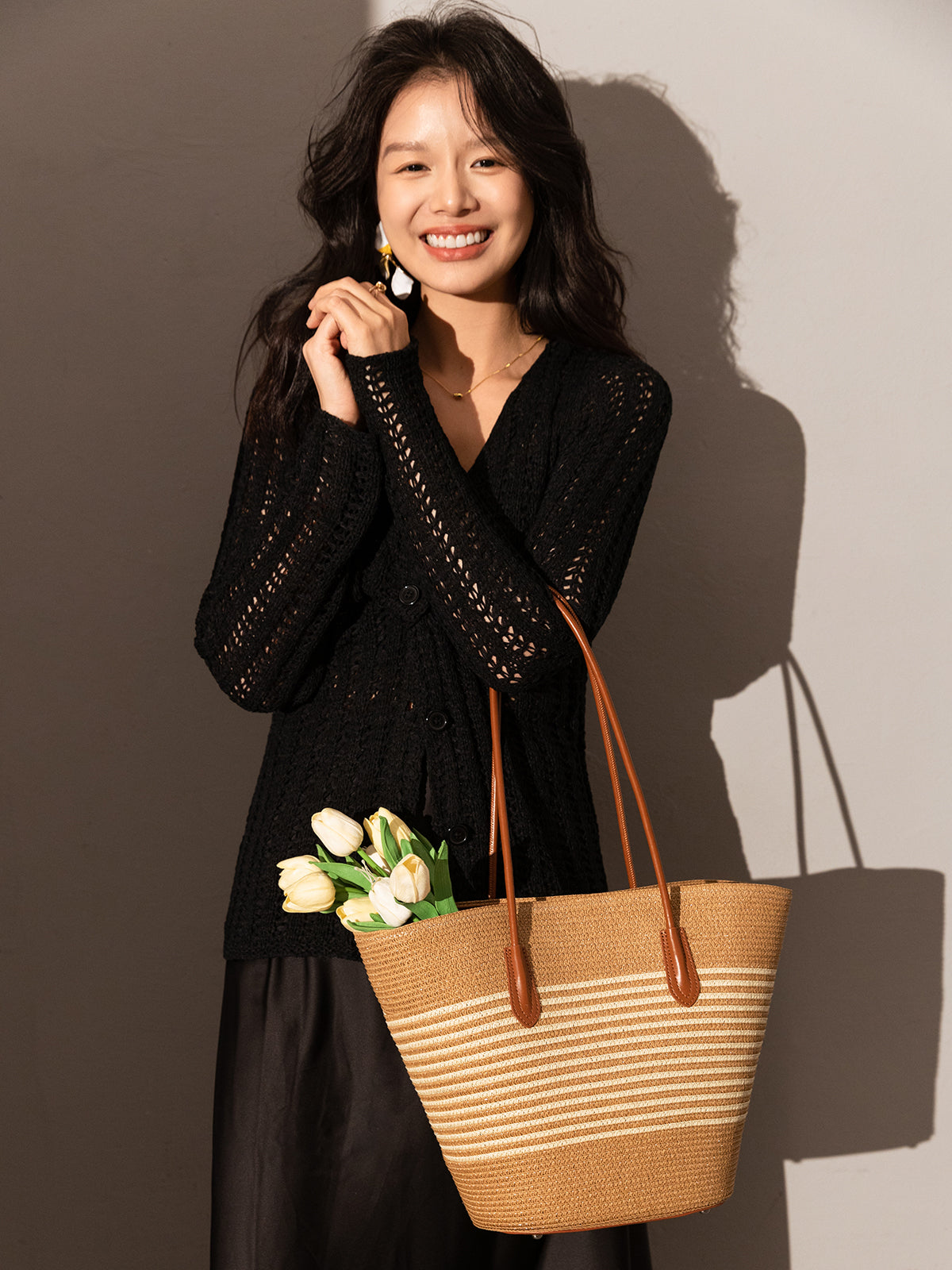 natural straw woven basket tote bag sand 4