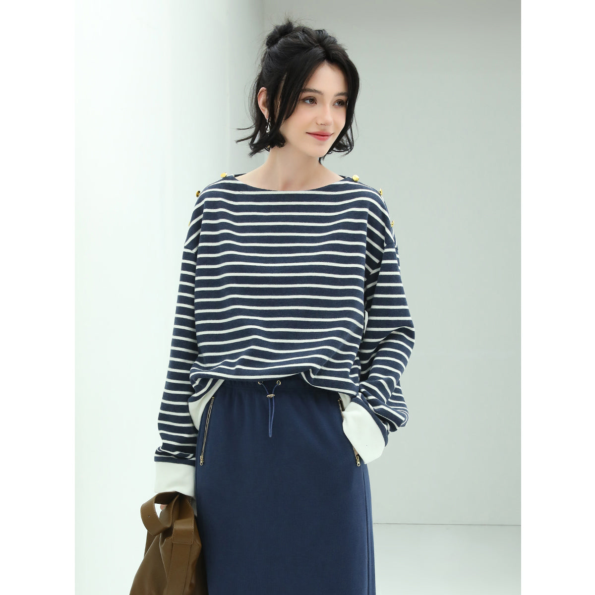 nautical-boat-neck-wide-sleeved-striped-sweater_all_stripe_1.jpg