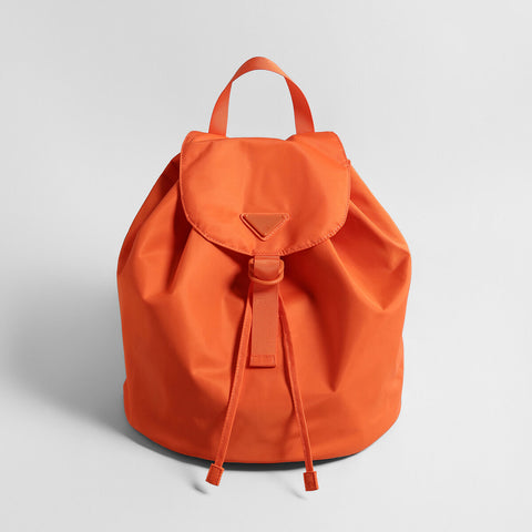 Nylon Drawstring Flap Backpack – Lightweight Bucket-Shaped Daypack with Webbing Straps
