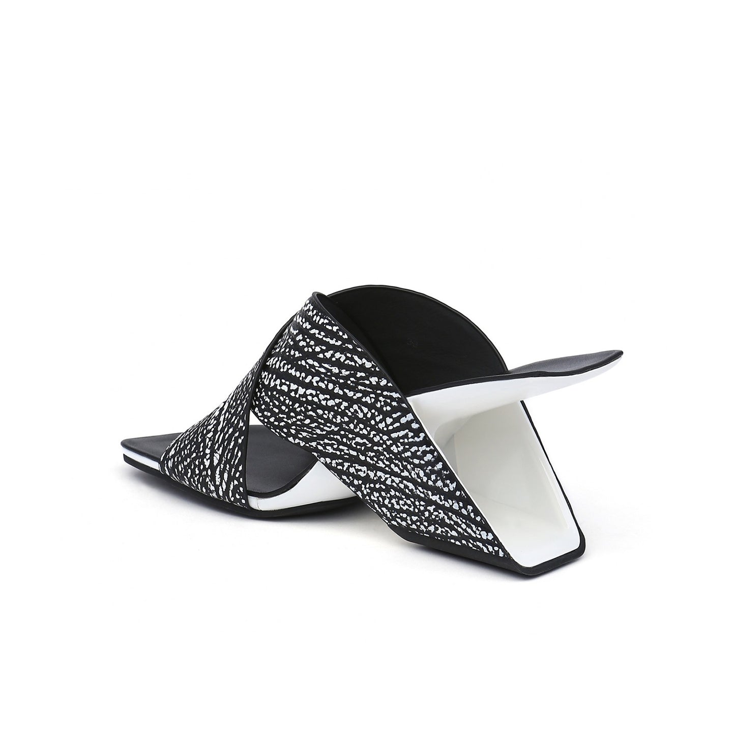 open toe criss cross sandals all white 4