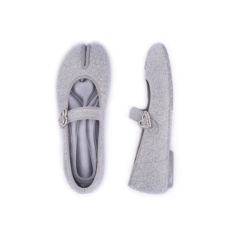 Oriental Split Toe Mary Jane Flats – Crystal Heart Knit Ballet Shoes