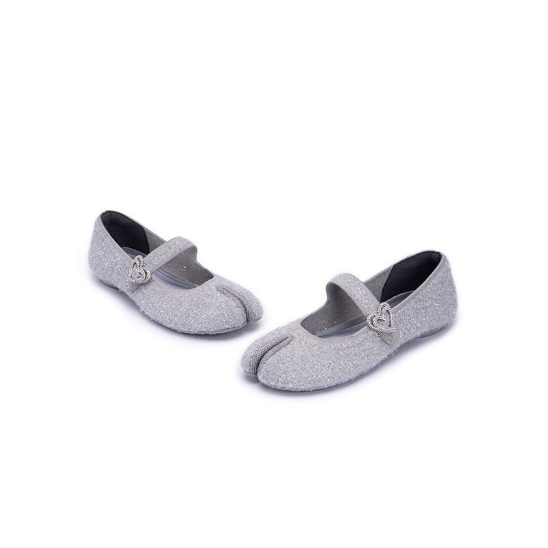 Oriental Split Toe Mary Jane Flats – Crystal Heart Knit Ballet Shoes
