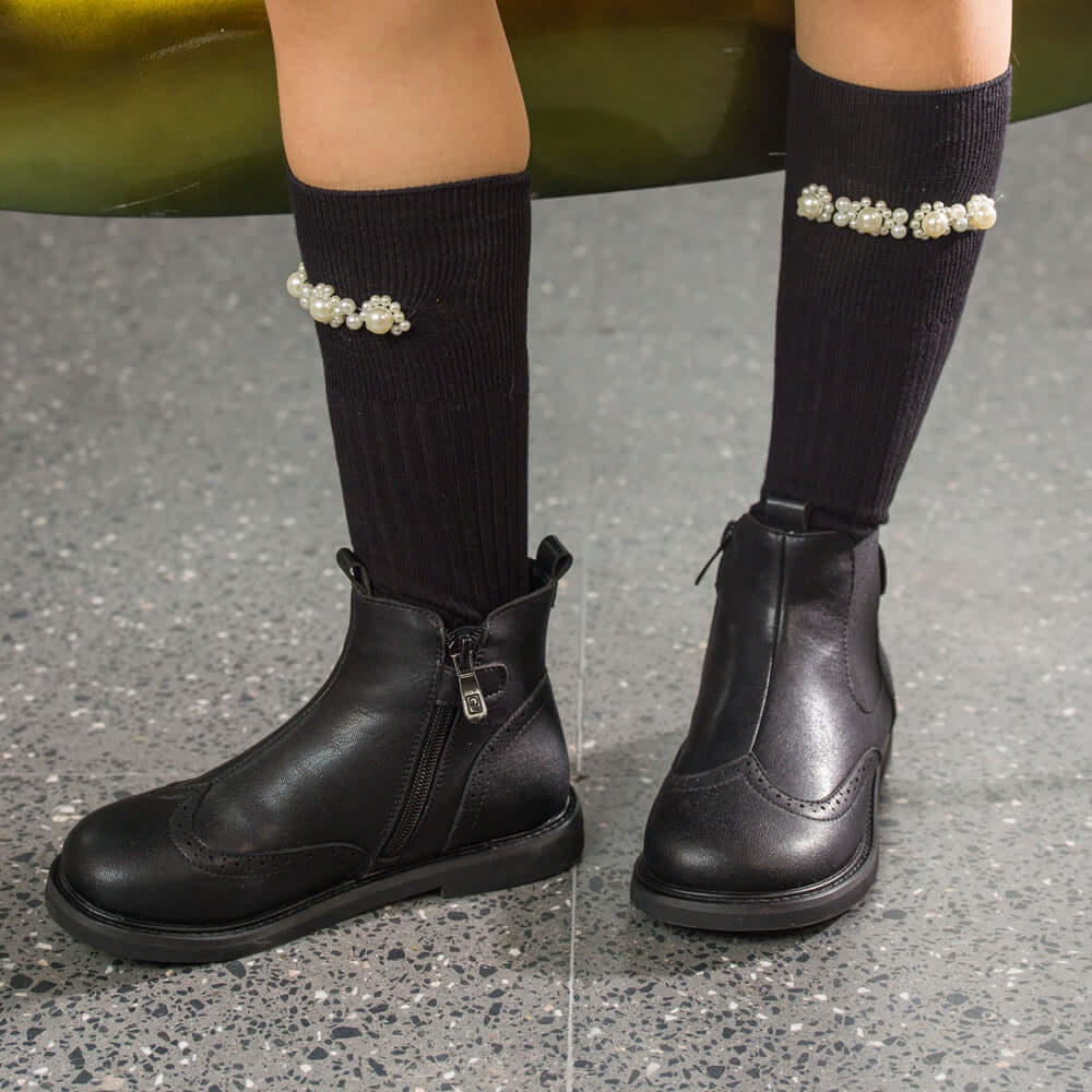 outdoor adventurer kids black leather boots all black 6